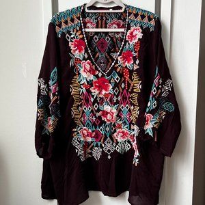 JOHNNY WAS Embroidered Tunic * Deep Wine Color * Bell Sleeves * V-Neck * SIZE 2X